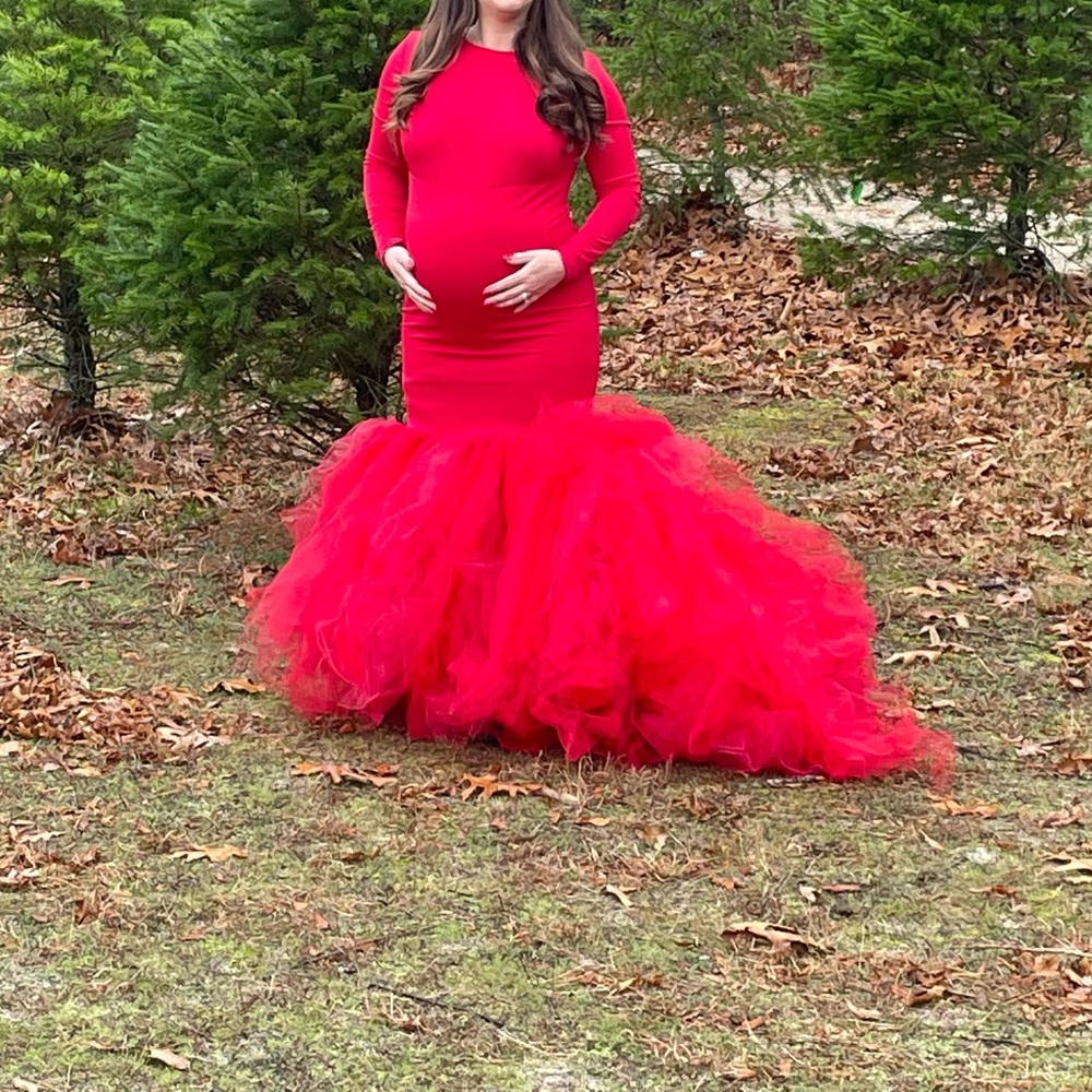 Maternity gown